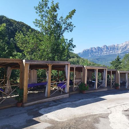 Panticosa Lodge エクステリア 写真