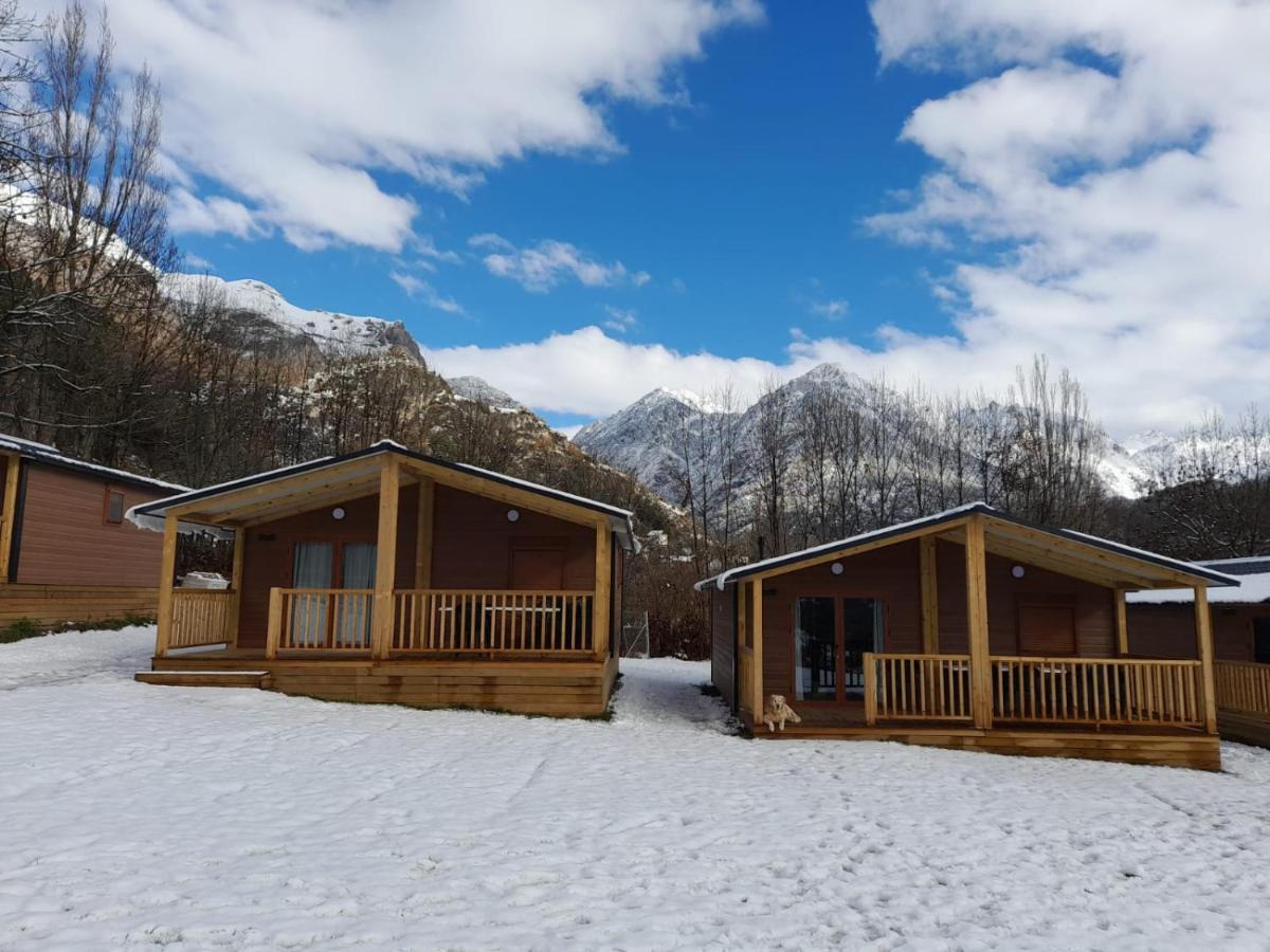 Panticosa Lodge エクステリア 写真