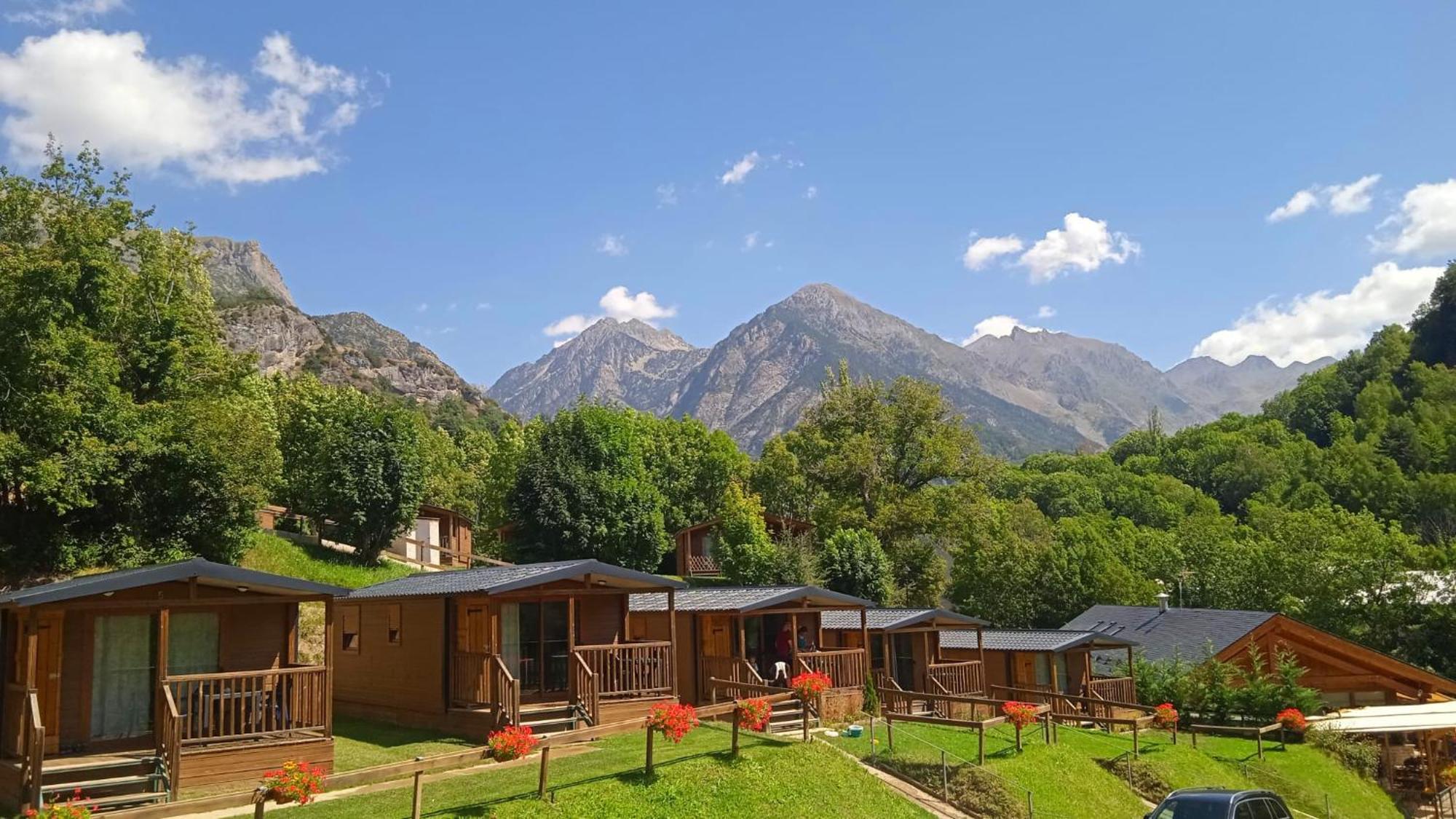 Panticosa Lodge エクステリア 写真