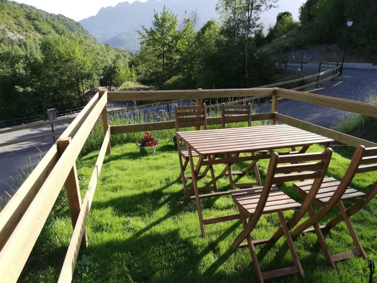 Panticosa Lodge エクステリア 写真