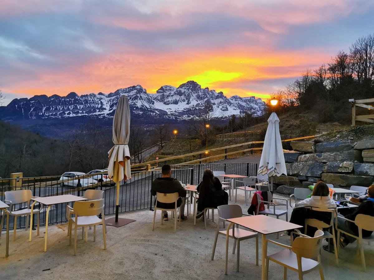 Panticosa Lodge エクステリア 写真